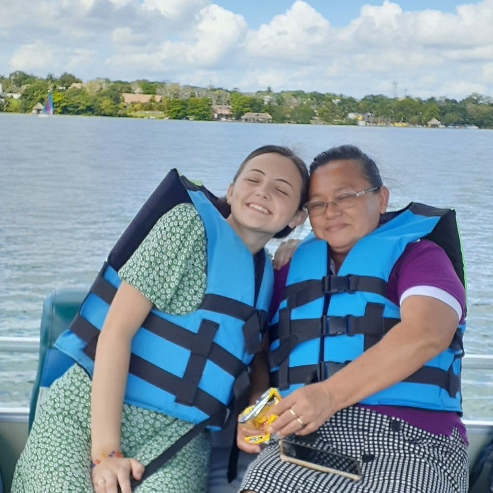 Meet your Posher, Gigi